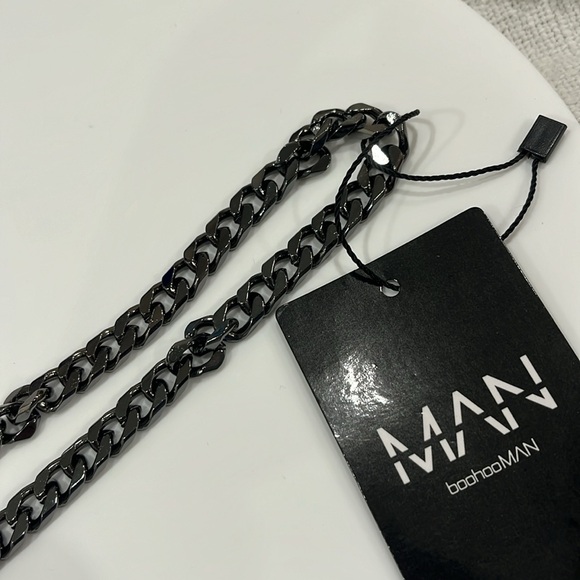 BOOHOO MAN BLACK CHAIN NECKLACE APROX 18 in BRAND NEW - Picture 3 of 4